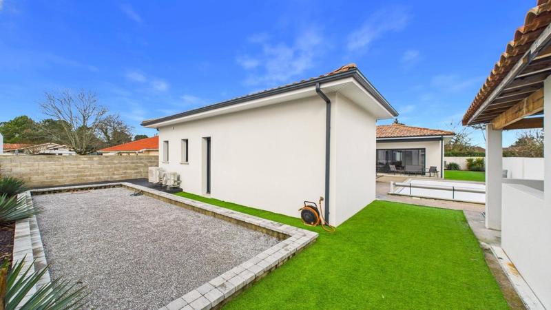 Maison - 160 m² - 5 pièces