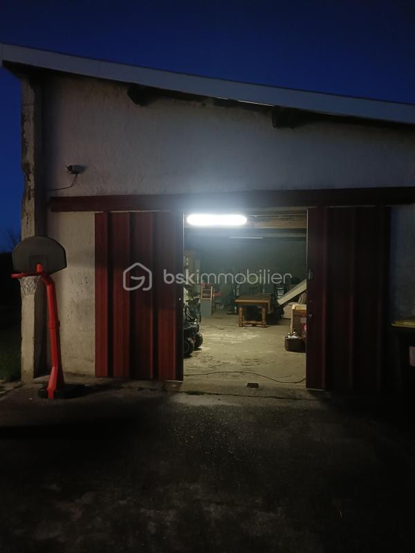 Maison - 102 m² - 6 pièces