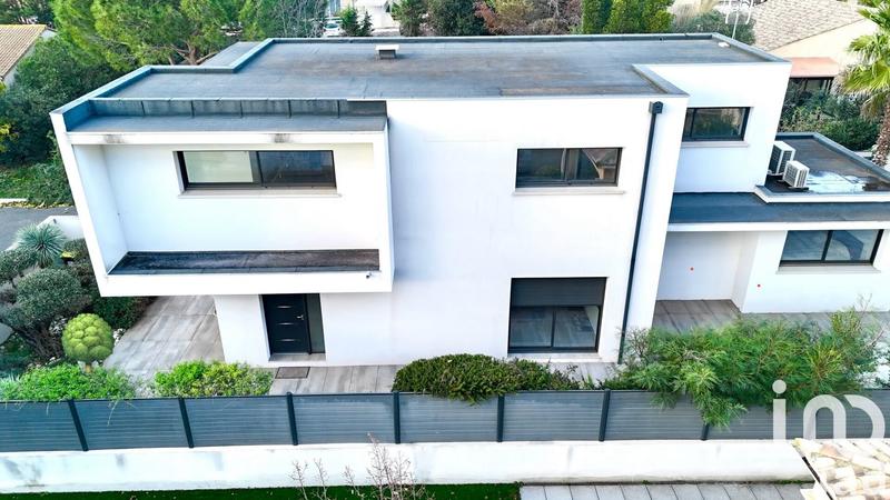 Maison de maîtres - 230 m² - 5 pièces