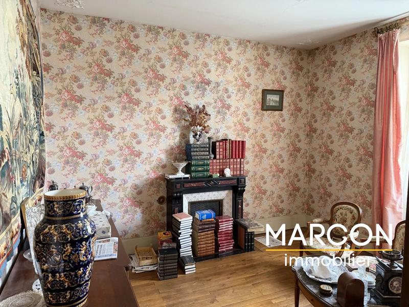 Maison - 177 m² - 7 pièces