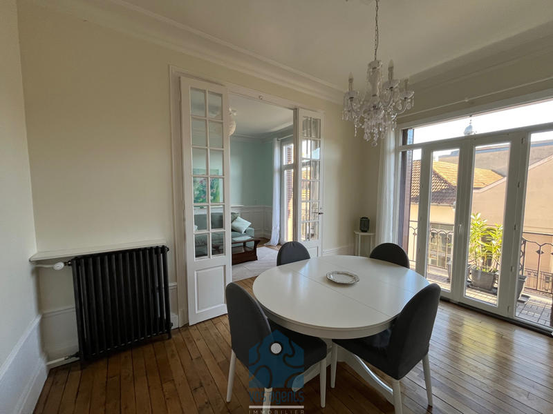 Appartement - 77 m² - 4 pièces