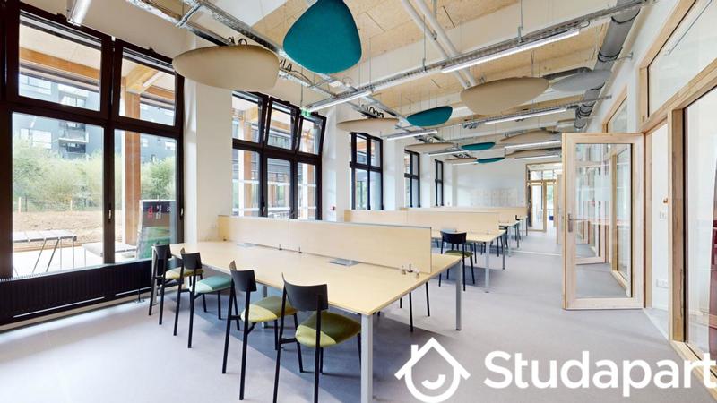 Chambre - 17 m² - 1 pièce