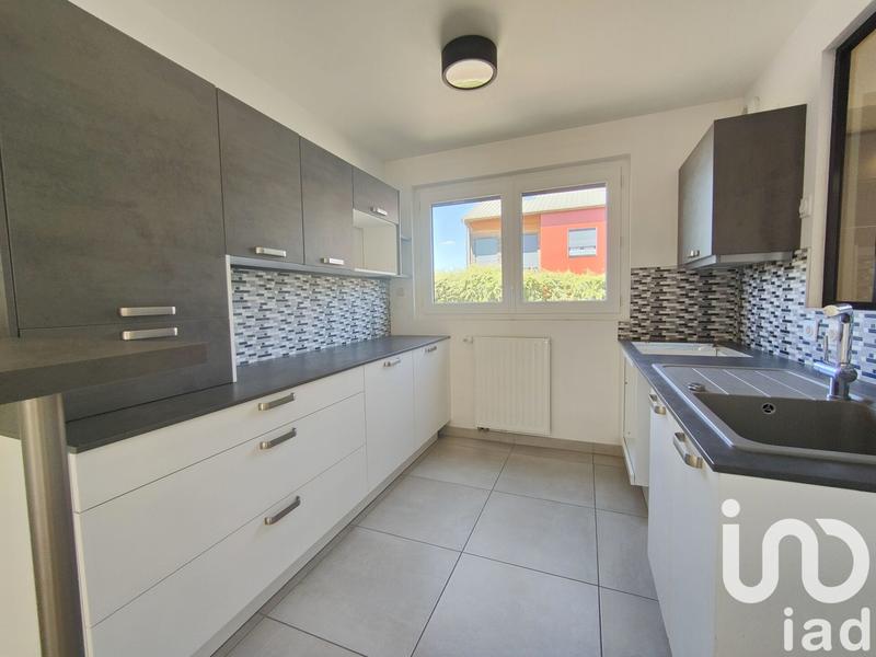 Maison - 94 m² - 5 pièces