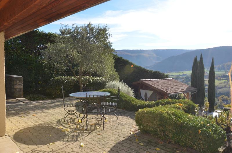 Maison - 145 m² - 7 pièces