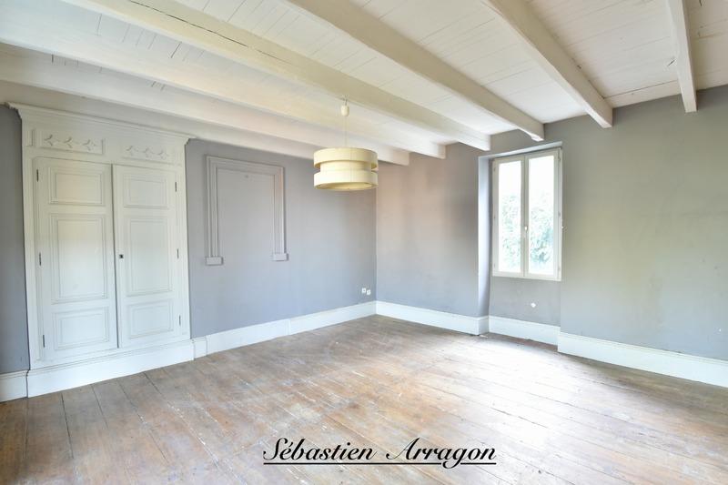Maison en pierre - 108 m² - 4 pièces