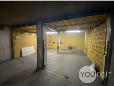 Parking / Garage - 28 m²