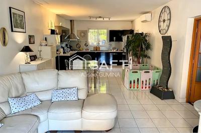 Maison - 107 m² - 6 pièces