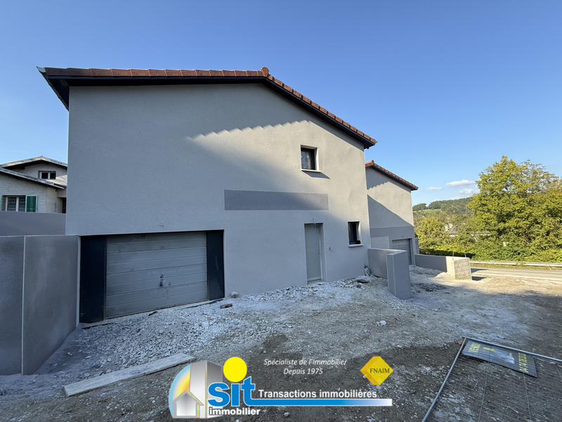 Maison - 81 m² - 5 pièces