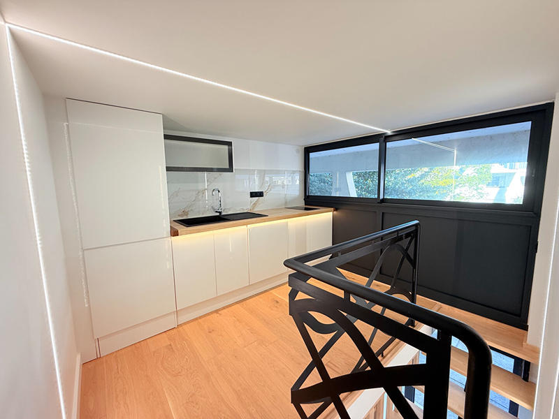 Local commercial - 42 m² - 2 pièces