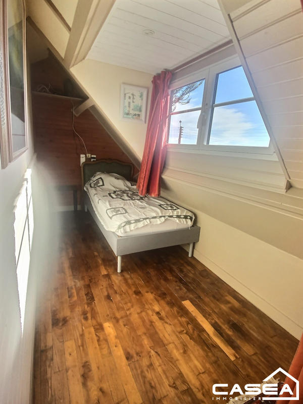 Maison - 160 m² - 8 pièces