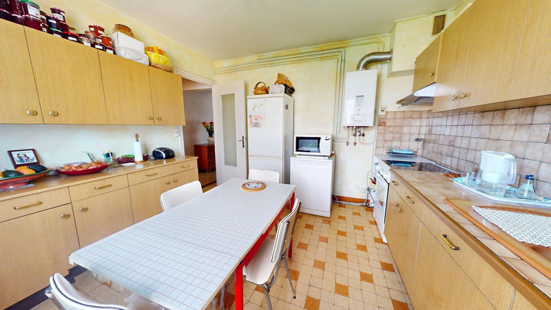 Appartement - 81 m² - 3 pièces