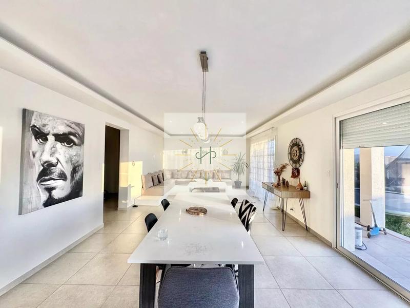 Maison - 150 m² - 6 pièces