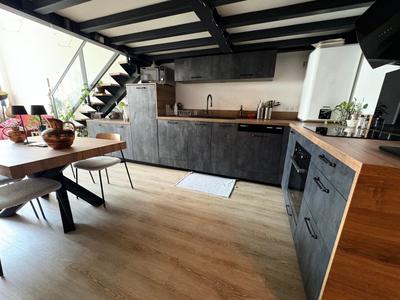 Duplex - 84 m² - 3 pièces