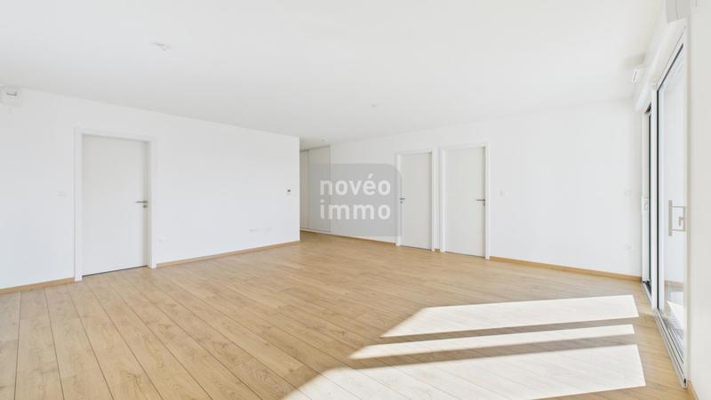 Appartement - 98 m² - 5 pièces