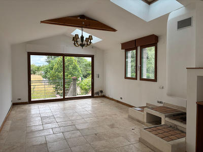 Maison - 204 m² - 8 pièces