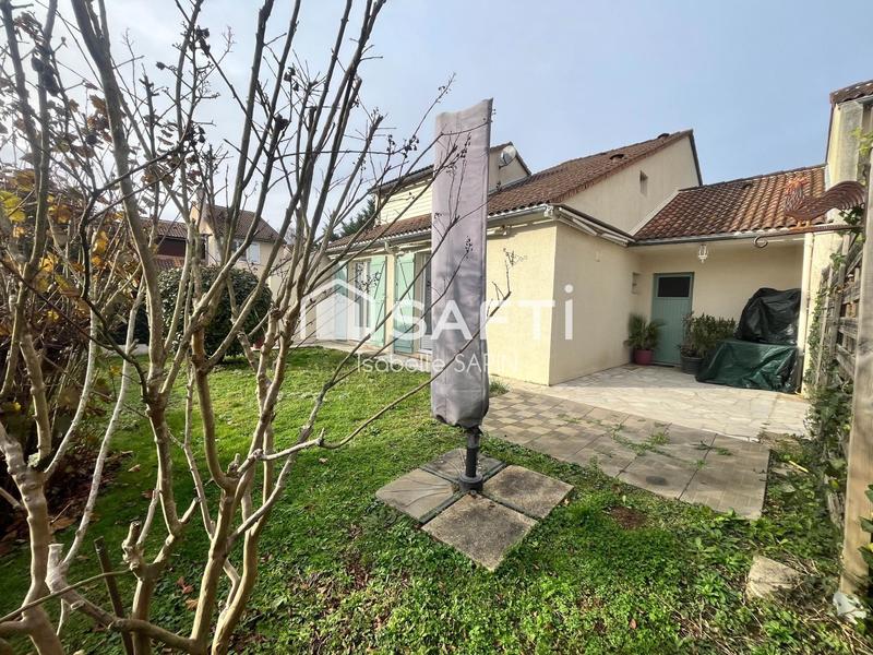 Maison - 90 m² - 4 pièces