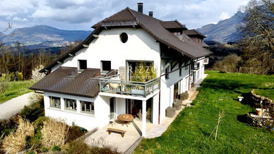 Ferme - 673 m² - 13 pièces