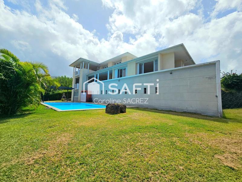 Villa - 319 m² - 8 pièces