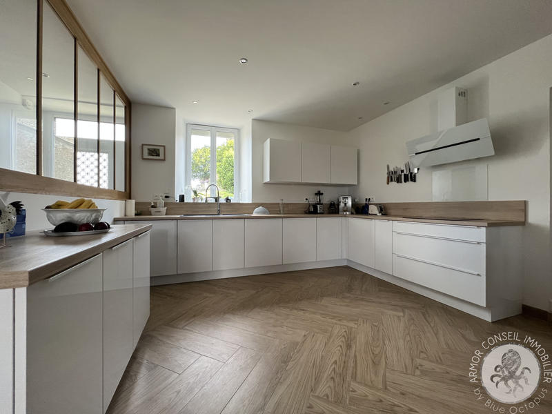 Maison - 150 m² - 7 pièces