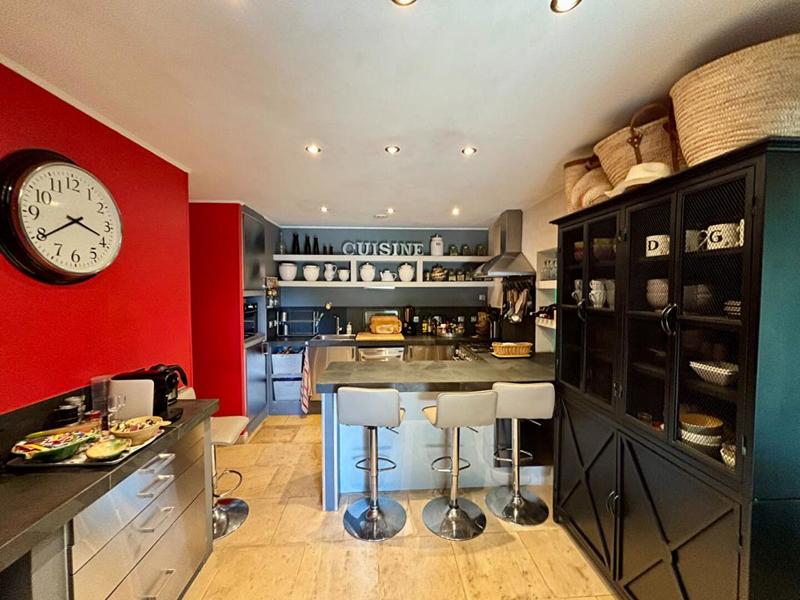 Maison - 110 m² - 6 pièces