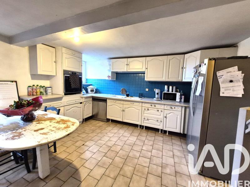 Maison - 183 m² - 7 pièces