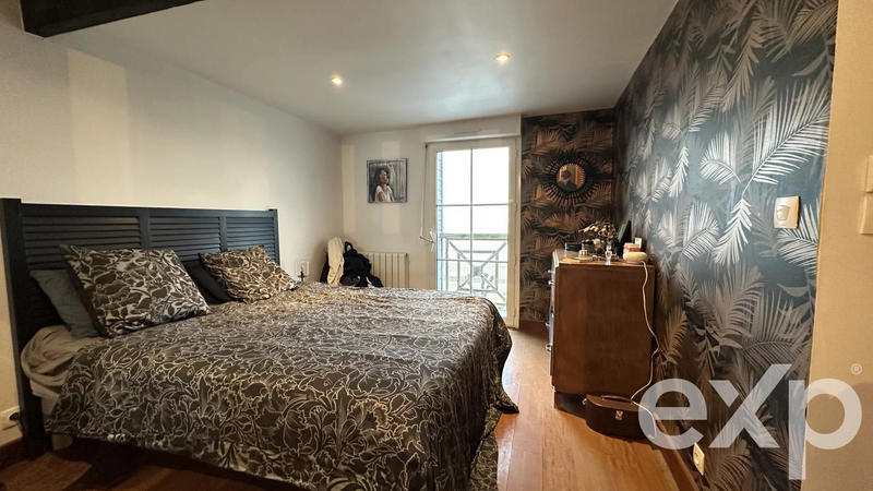 Maison - 288 m² - 7 pièces