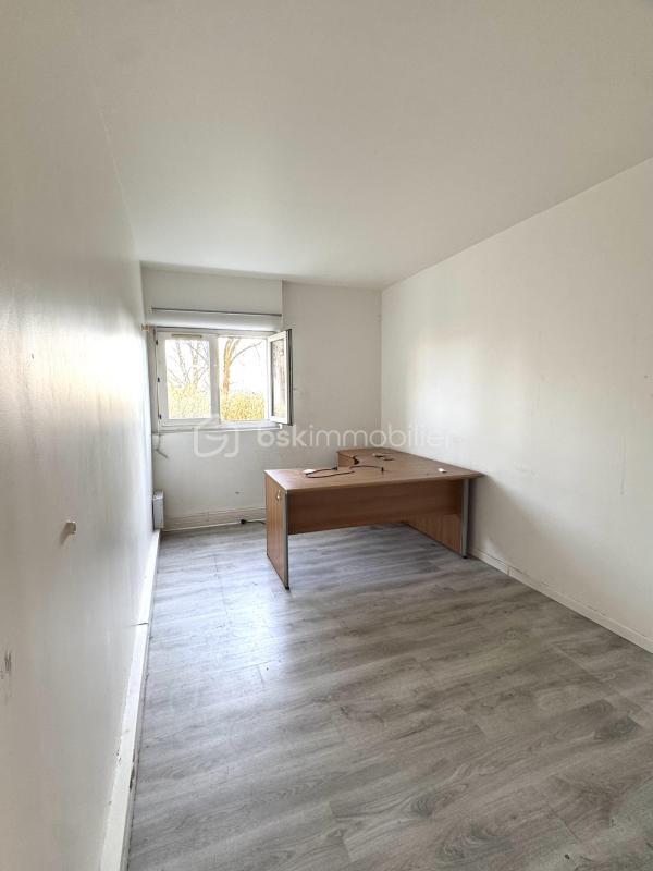 Local commercial - 159 m² - 5 pièces