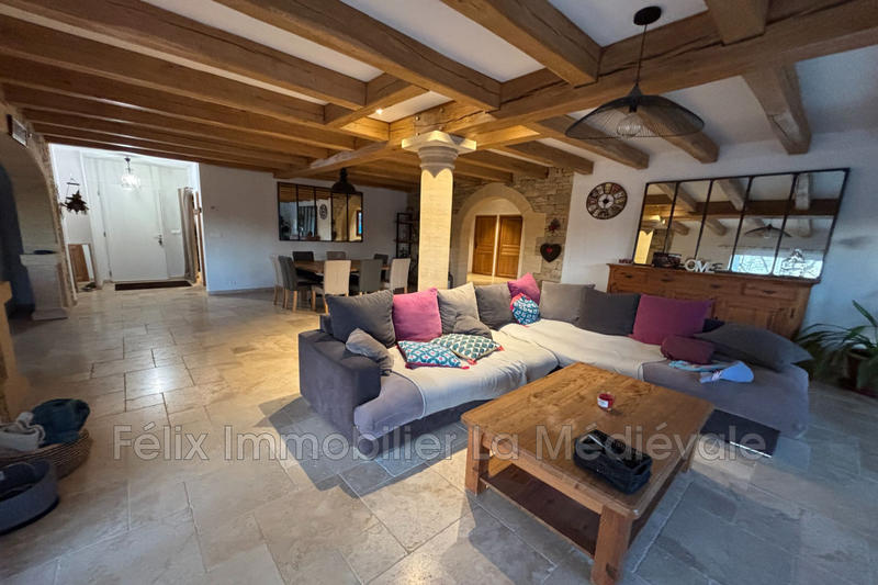 Maison - 183 m² - 7 pièces