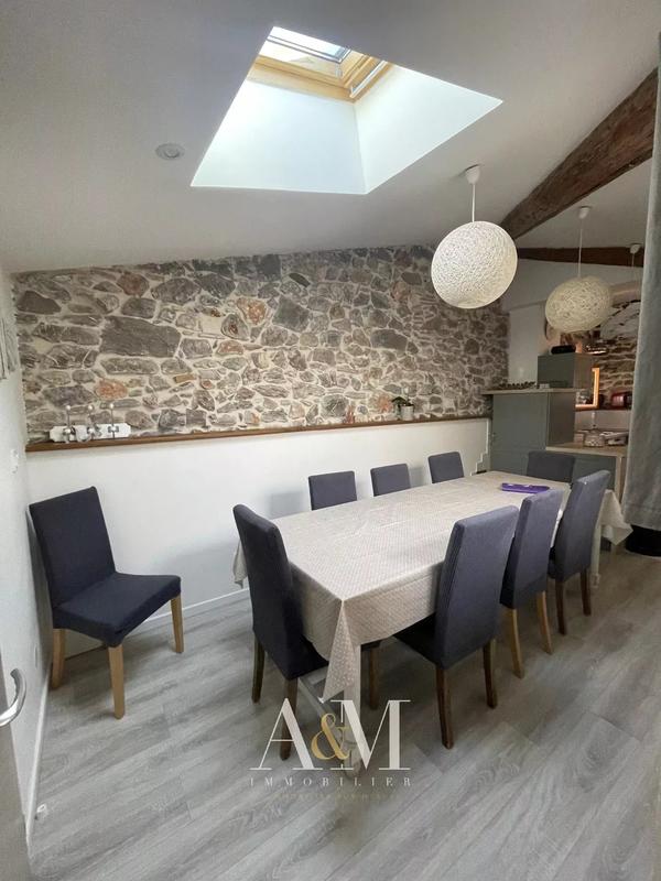 Appartement - 110 m² - 4 pièces