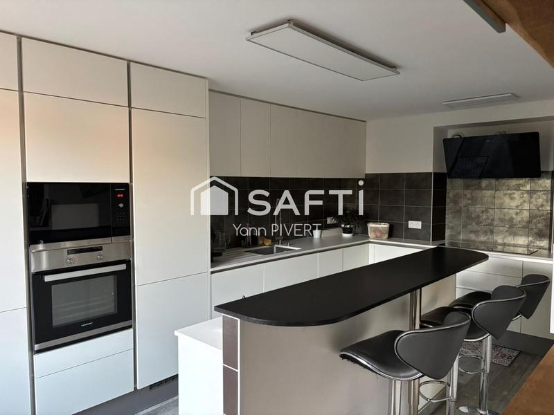 Maison - 127 m² - 6 pièces