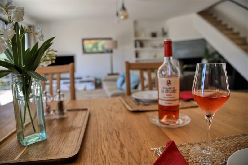 Villa - 237 m² - 8 pièces