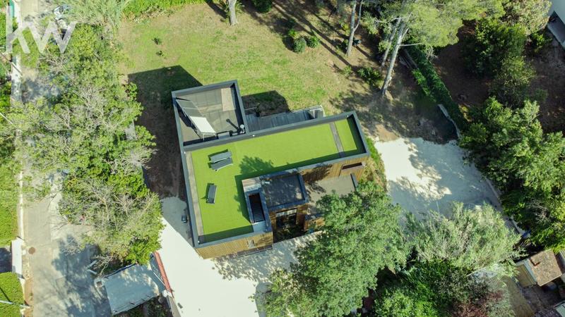 Maison contemporaine - 196 m² - 6 pièces