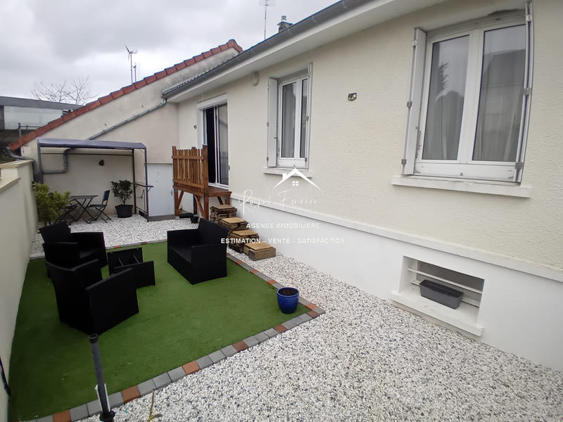 Maison traditionnelle - 101 m² - 4 pièces