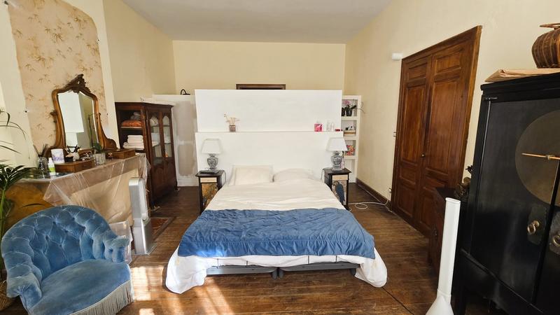 Maison - 333 m² - 6 pièces