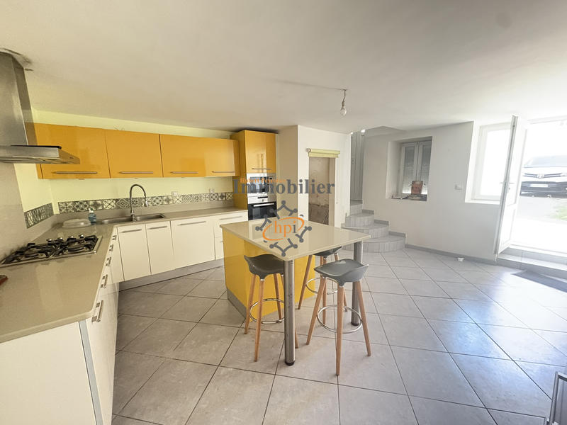 Maison - 131 m² - 6 pièces