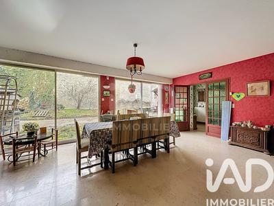 Maison - 200 m² - 7 pièces