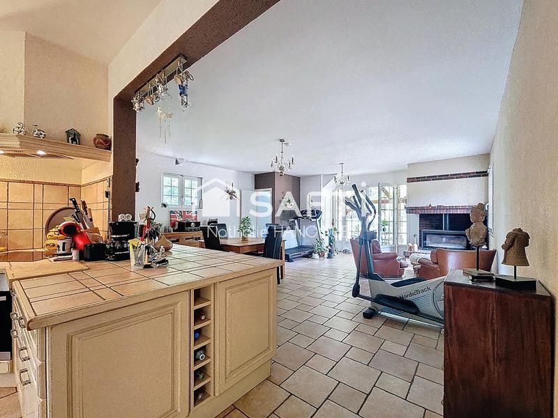 Maison - 160 m² - 6 pièces