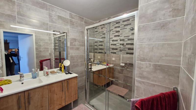 Appartement - 77 m² - 3 pièces