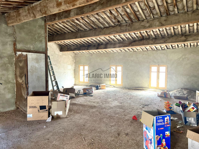 Maison - 250 m² - 5 pièces