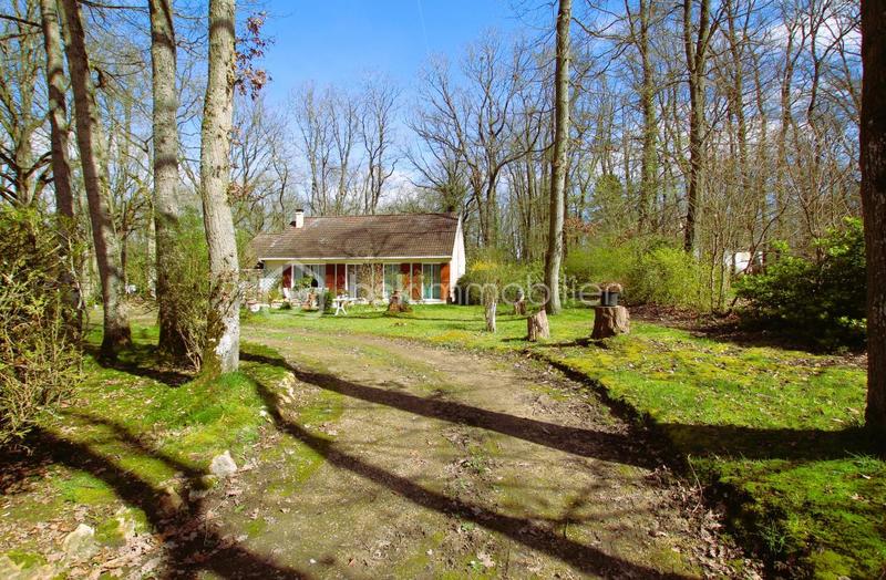 Maison traditionnelle - 100 m² - 5 pièces