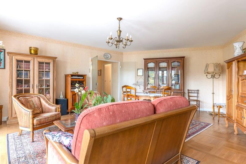 Appartement - 102 m² - 4 pièces