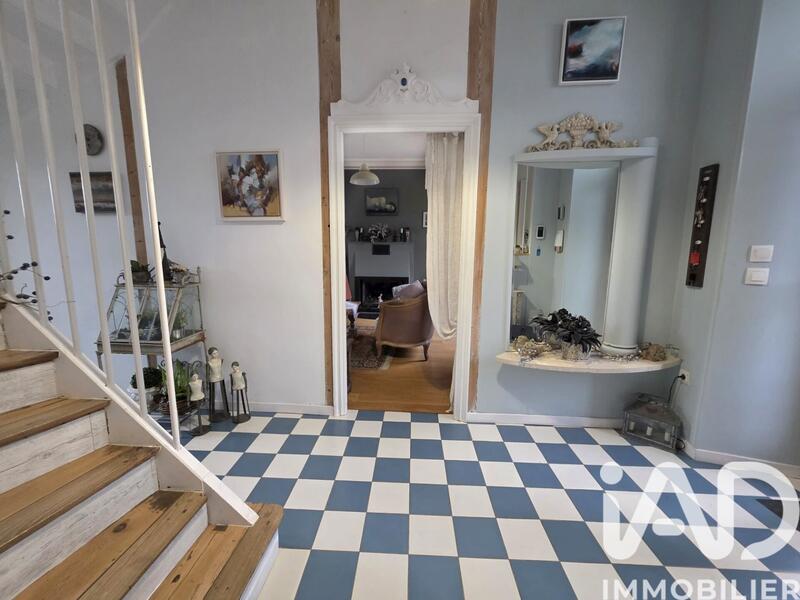 Maison - 156 m² - 7 pièces