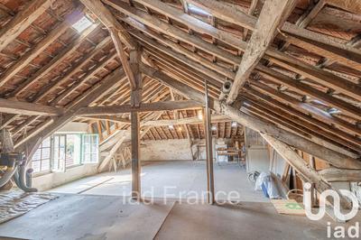 Maison - 330 m² - 12 pièces