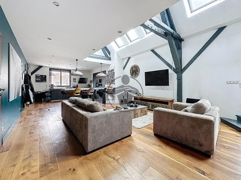 Appartement - 142 m² - 5 pièces