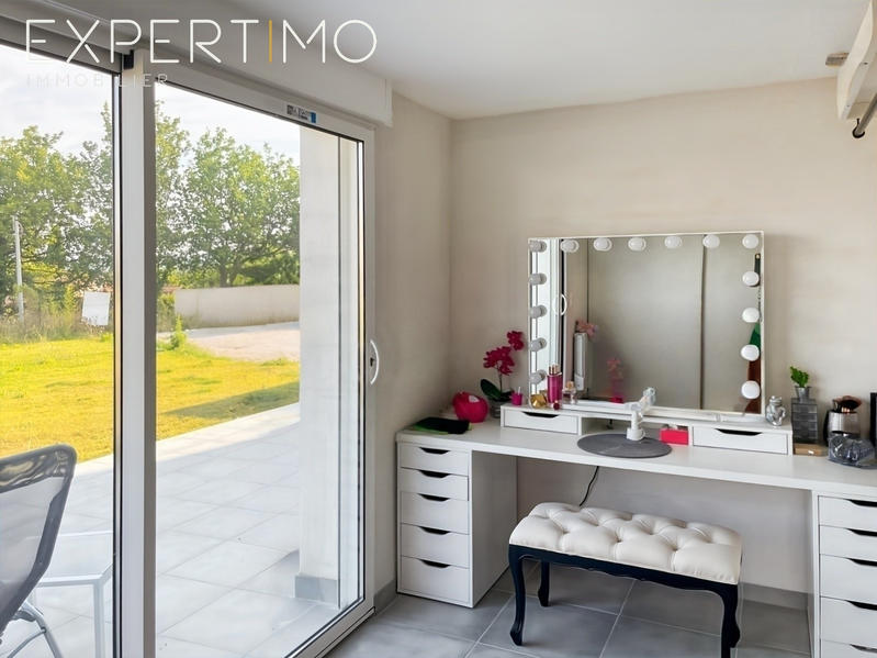 Villa - 220 m² - 8 pièces