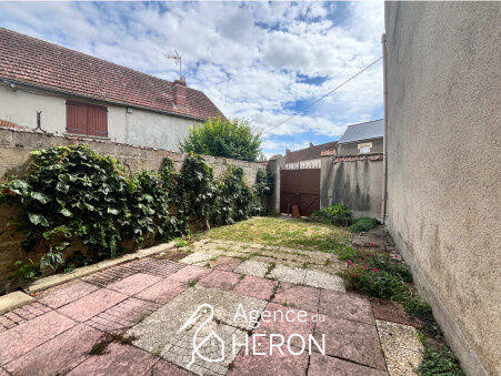 Maison - 160 m² - 5 pièces