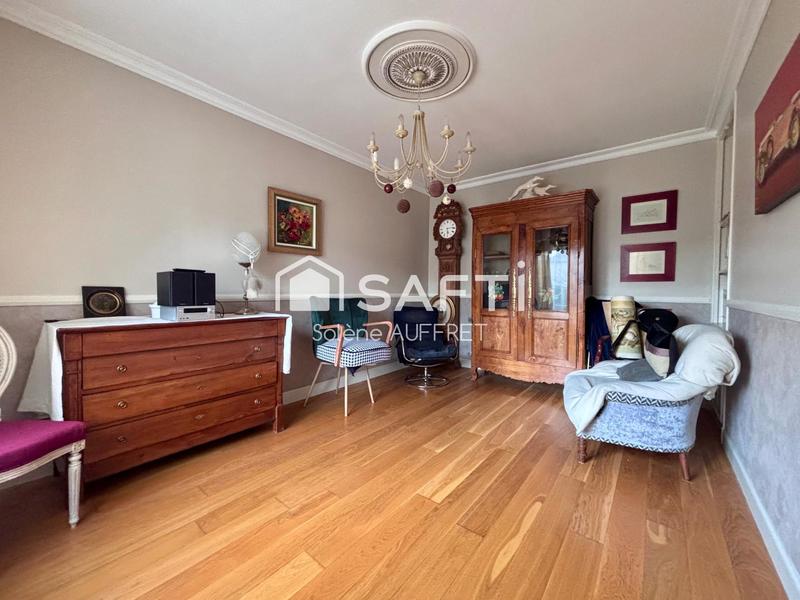 Maison - 147 m² - 5 pièces