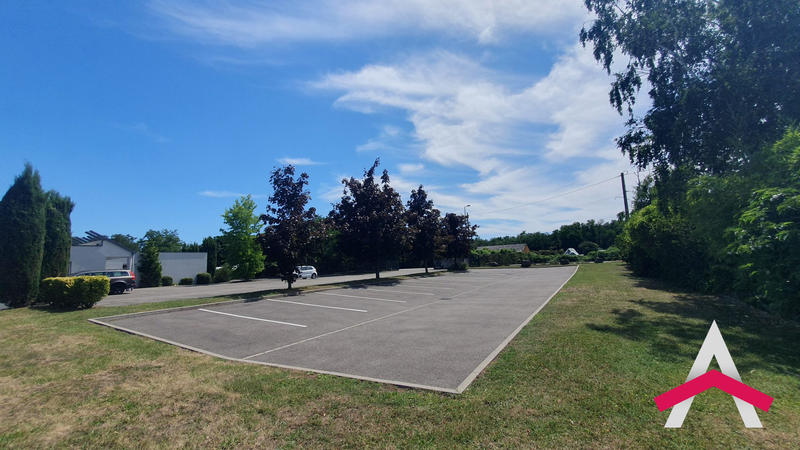 Local d'activités - 468 m²