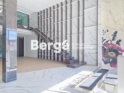 Local commercial - 213 m²