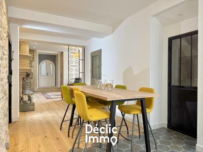 Appartement - 120 m² - 5 pièces